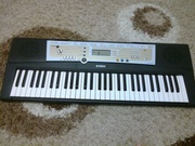 Синтезатор YAMAHA PSR R200 Новый.