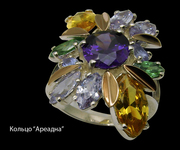 Кольца  серебряные с золотыми вставками и цветными камнями ОПТОМ