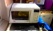 Продам Микроволновую печь LG MS-2042G