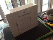 Apple MagSafe 60W MC461CH/A Оригинал бокс запечатанные ! 