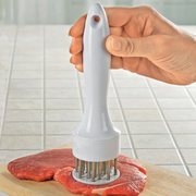 Размягчитель мяса – тендерайзер игольчатого типа Fackelmann 43182