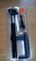 Выдвижной монопод с пультом 46205