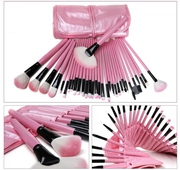 Набор кистей 32 разной формы и размера 14005