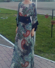 Продам платье 42-44 размер