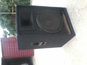  2 колонки каждый по 500 вт. новые и усилитель ТОП 1 квт. в отличном с