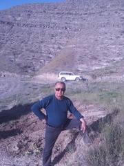 куплю газ плиту двухкомфорную с двумя балонами-40л