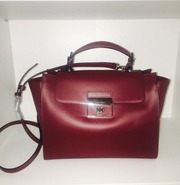 Сумки и кошельки Coccinelle