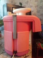 Продается соковыжималка