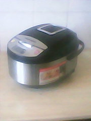 Продам мультиварку       