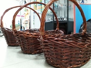 Плетенная подарочная корзина