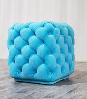 Пуфы с каретной стяжкой в Алматы. 